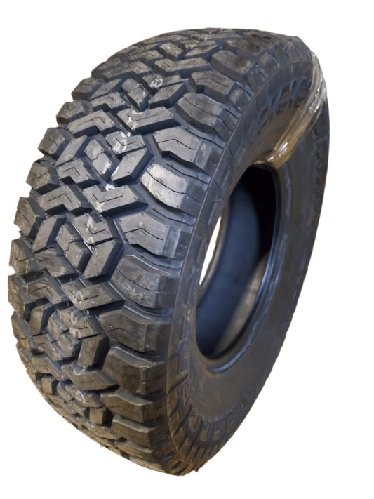 NOS FURY COUNTRY HUNTER R/T LT 37 13.5 18 124Q 8PLY RUGGED TIRE RTD37135018A