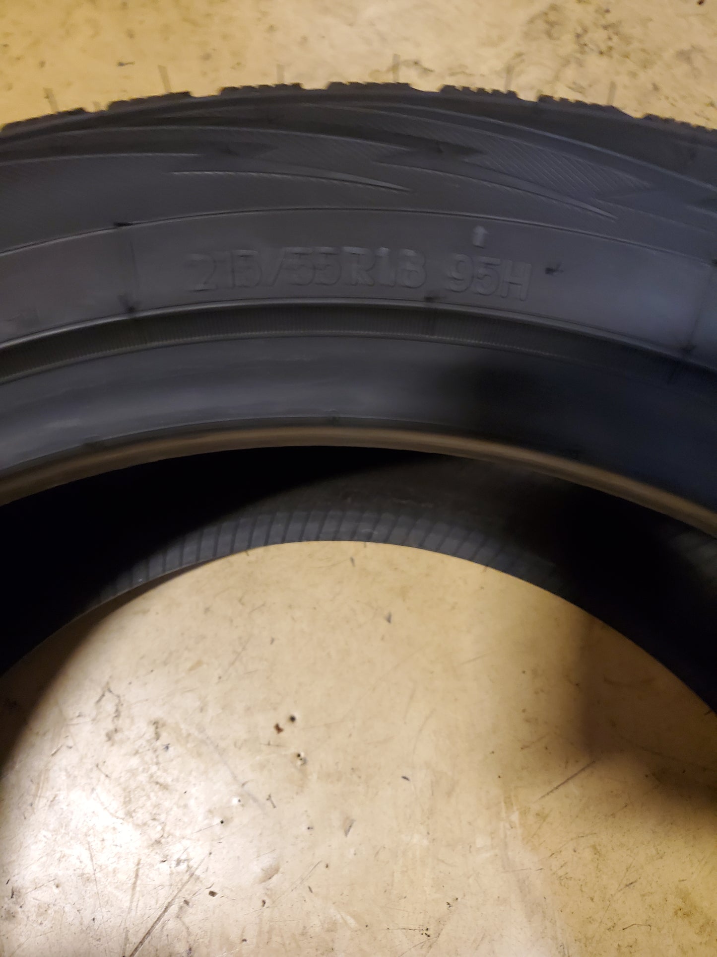 TOYO OBSERVE GSI-6 LS BSW P 215 55 18 95H WINTER TIRE 174790