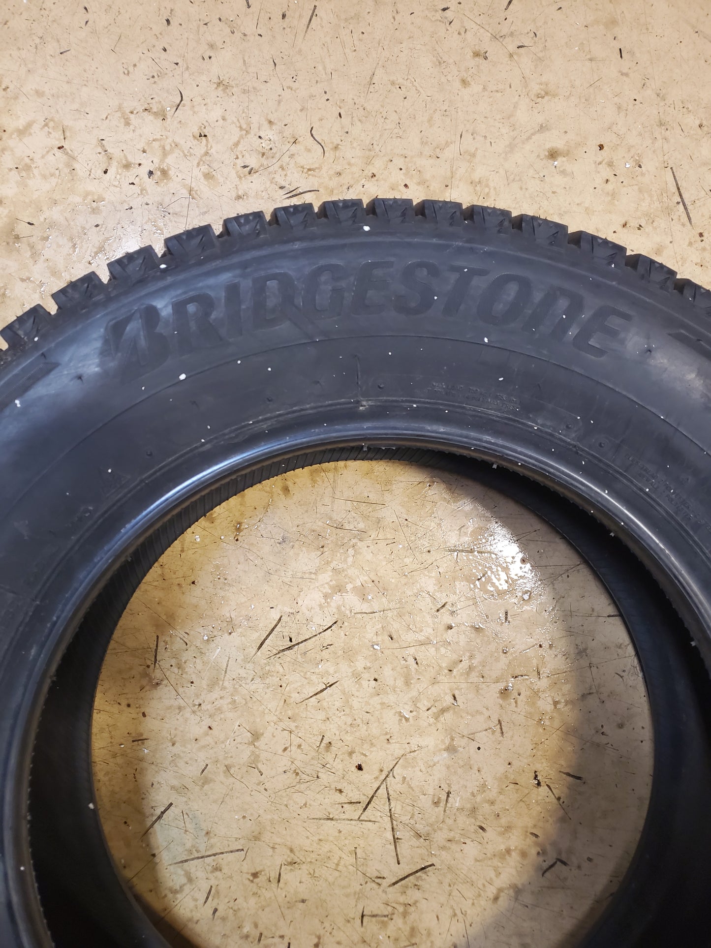 BRIDGESTONE BLIZZAK WS90 BSW P 225 60 16 98H WINTER TIRE 001150