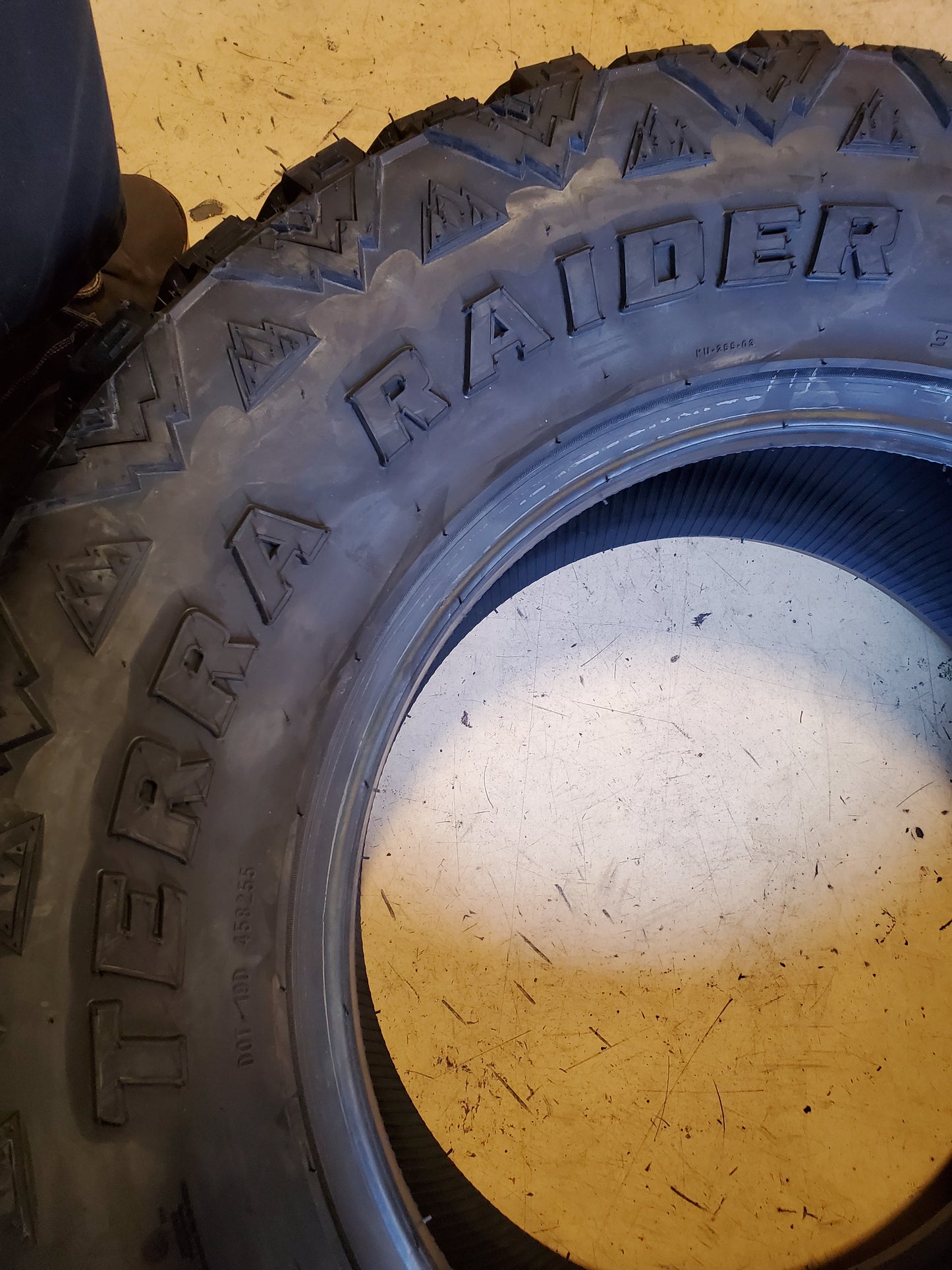 2 DELIUM TERRA RAIDER M/T BSW LT 35 12.5 18 123Q 10PLY MUD TIRE D235128