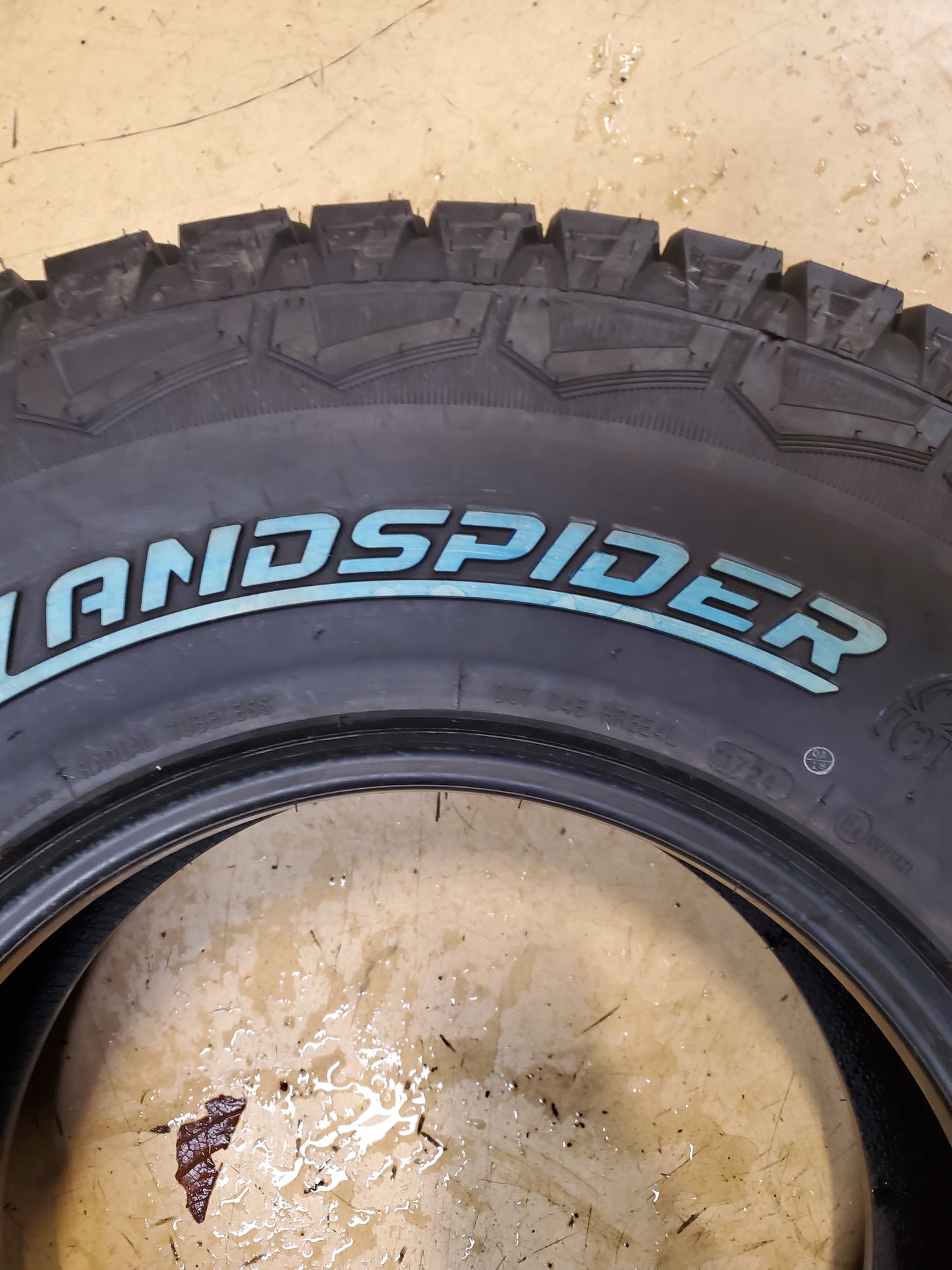 2 LANDSPIDER WILDTRAXX A/T RWL LT 285 75 16 126/123S 10PLY ALL TERRAIN TIRE DAT025