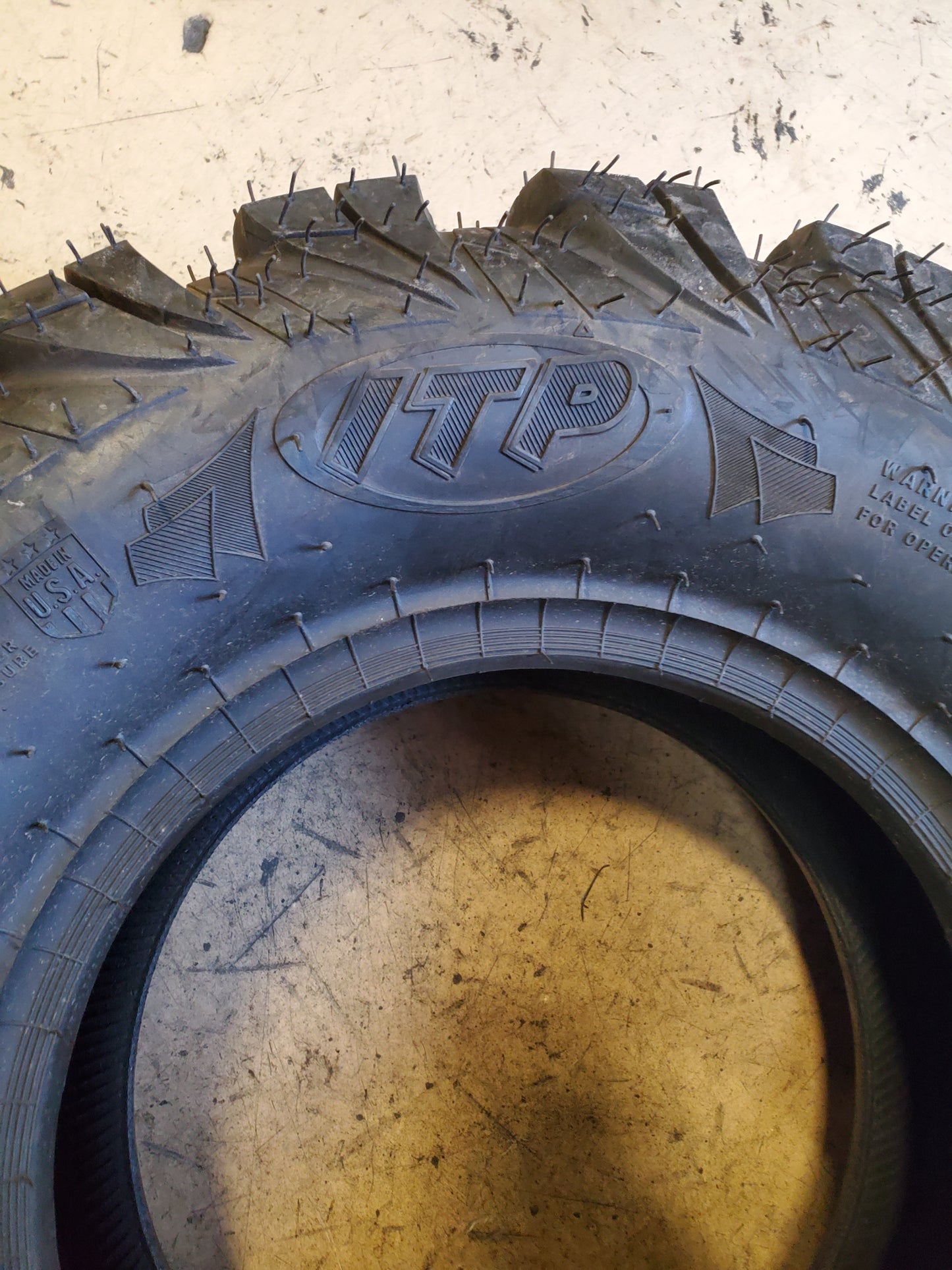 ITP ULTRA CROSS R SPEC BSW 27 10 12 8PLY ATV/UTV TIRE 6P0251