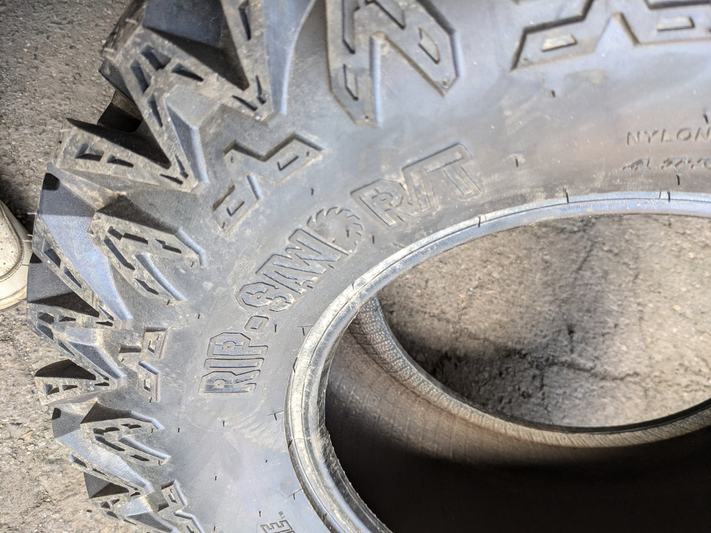 SEDONA RIP SAW R/T AT35 BSW AT 26 10 12 52F ATV/UTV TIRE RS2610R12