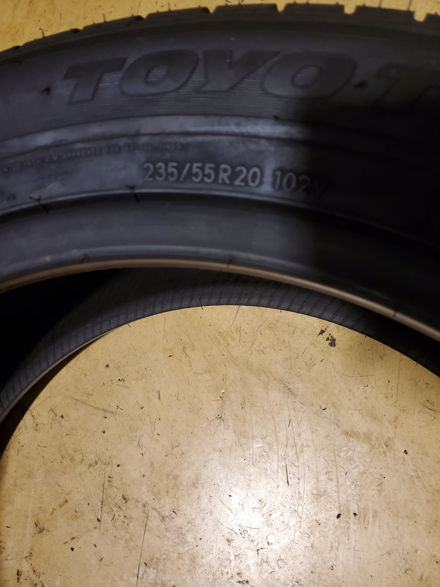 TOYO CELSIUS SPORT BSW P 235 55 20 102V ALL WEATHER TIRE 127780