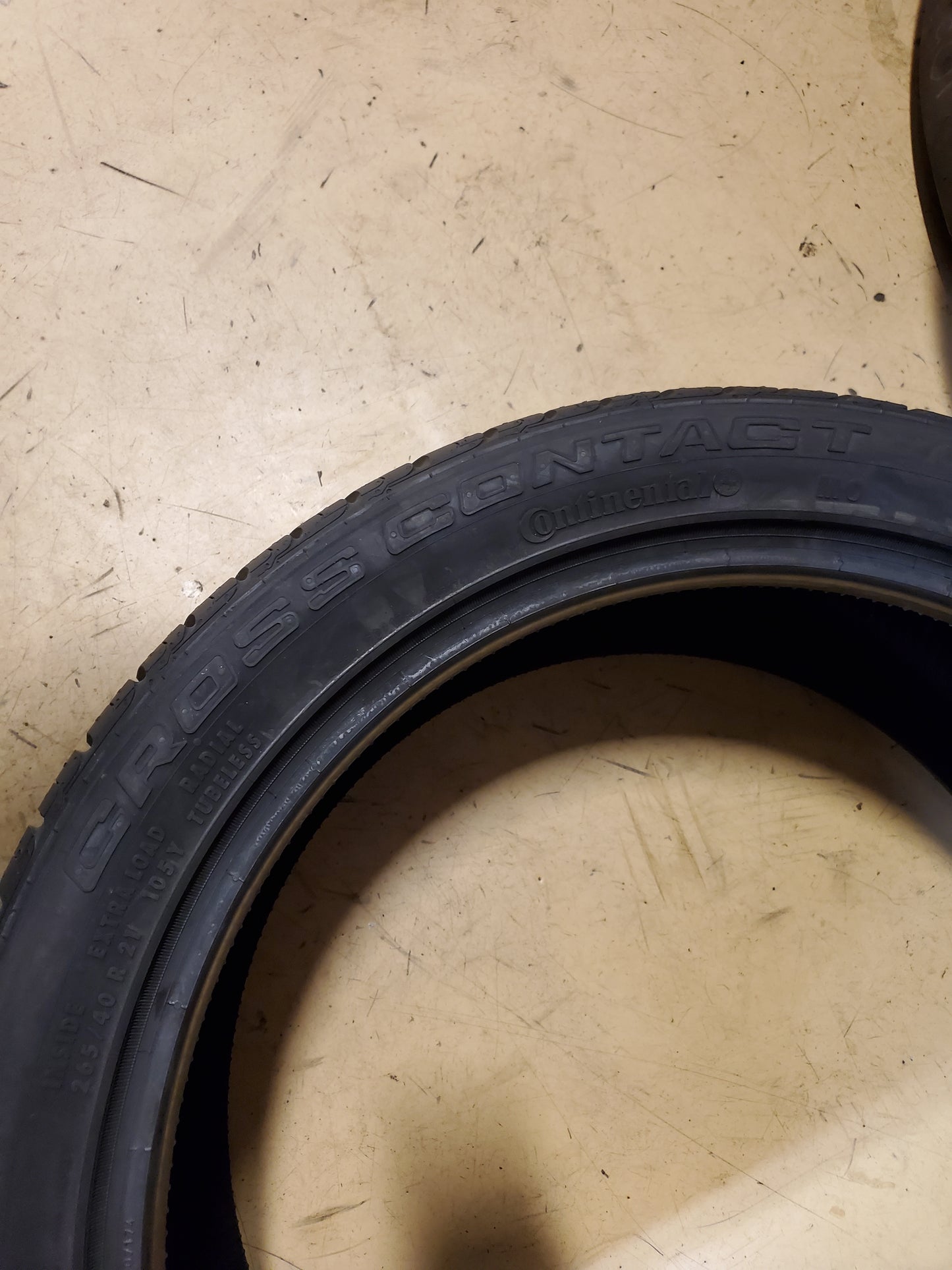 CONTINENTAL CROSSCONTACT UHP MO BSW P 265 40 21 105Y XL TIRE 03548730000