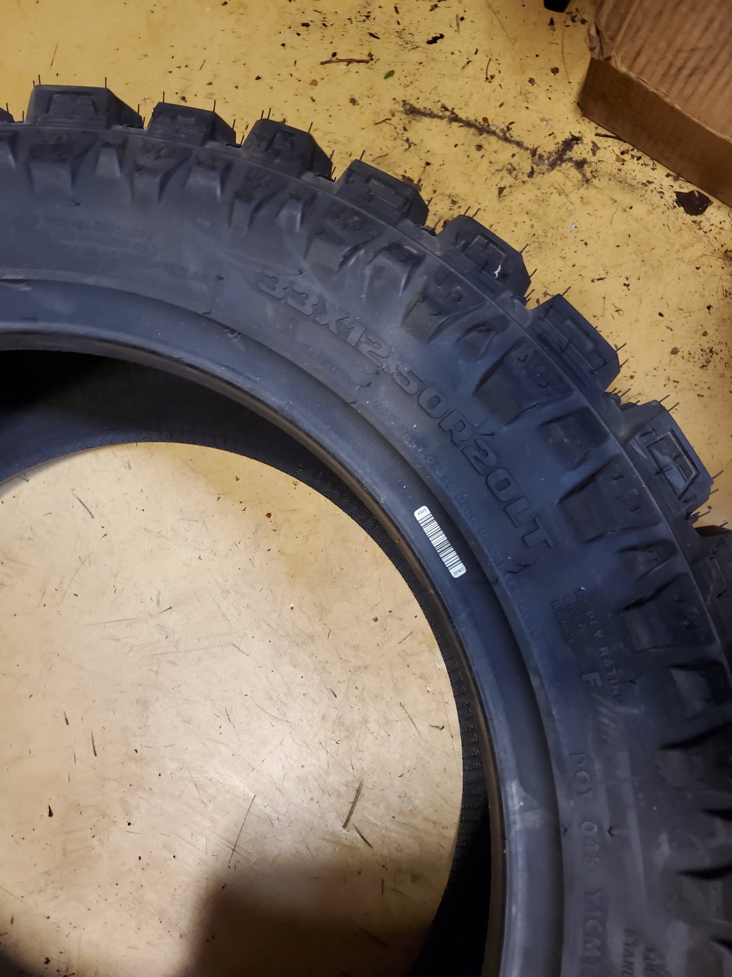 DIMENSION COMP MTX BSW LT 33 12.5 20 119Q 12PLY MUD TIRE 1192410334