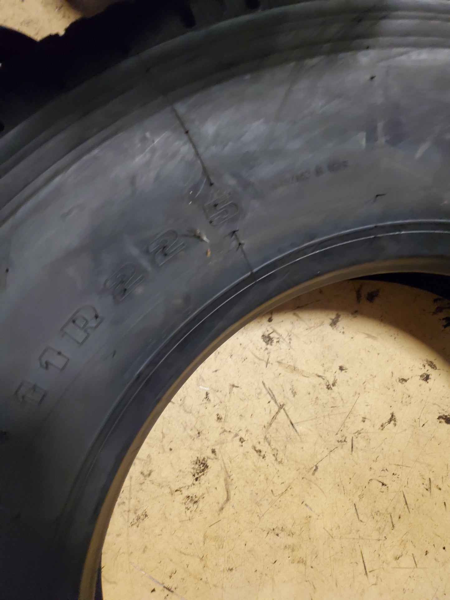 (KSL ONLY) ADVANCE GL266DULT BSW 11 22.5 146/143M 16PLY COMMERCIAL TIRE V86005G
