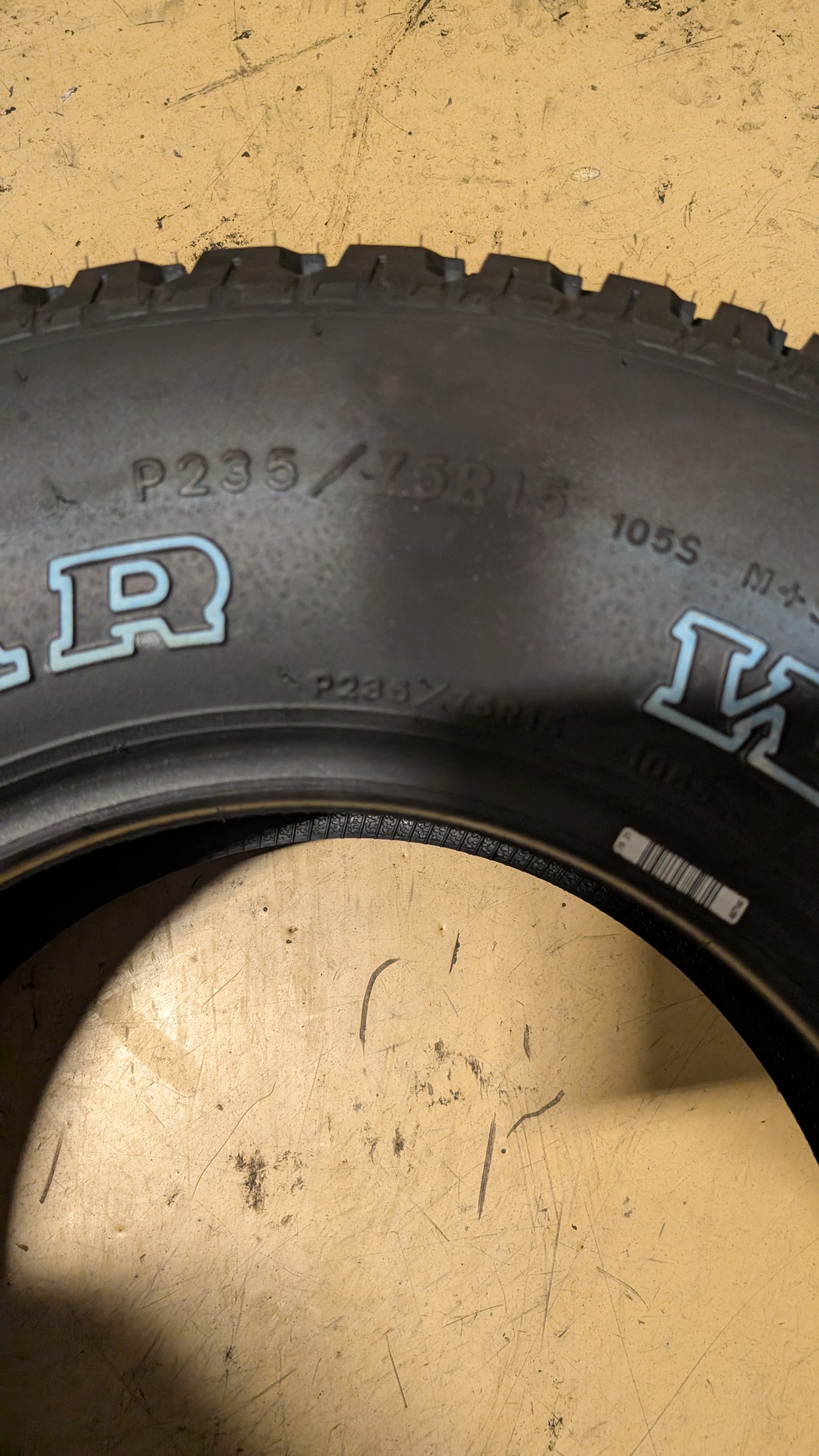 GOODYEAR WRANGLER RADIAL OWL P 235 75 15 105S ALL SEASON TIRE 795698918