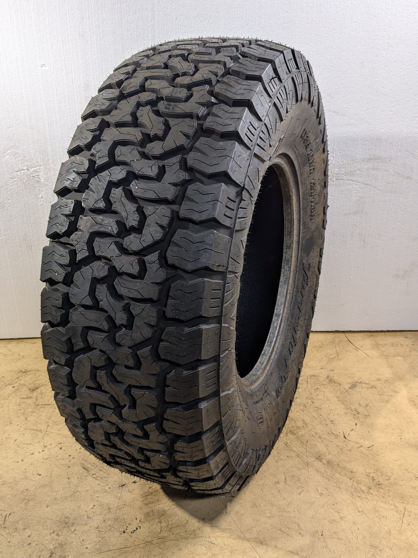 AMP TERRAIN PRO ATP LT 315 70 17 121/118R 10 PLY ALL TERRAIN TIRE 3157017AMPCA2