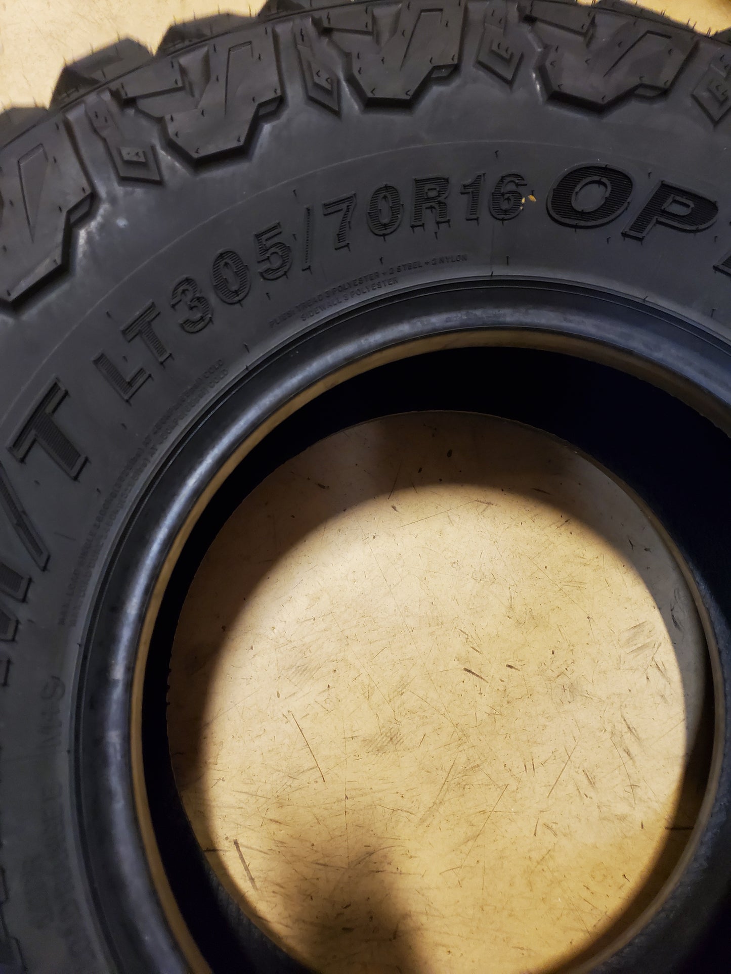 GREEN MAX OPTIMUM SPORT M/T BSW LT 305 70 16 124/121Q MUD TIRE 221012546