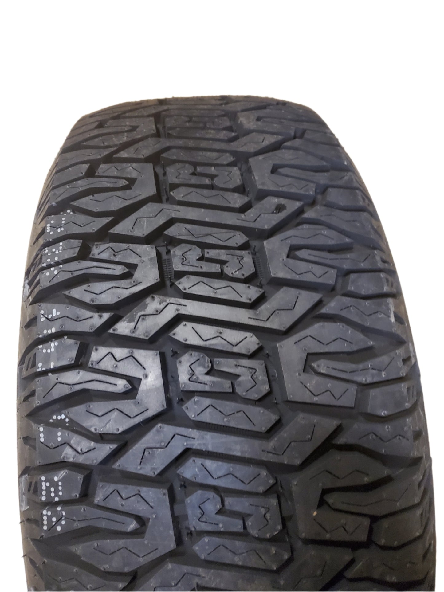 RADAR RENEGADE A/T PRO BSW LT 295 55 20 123/120S 10PLY TIRE RACSTH0018