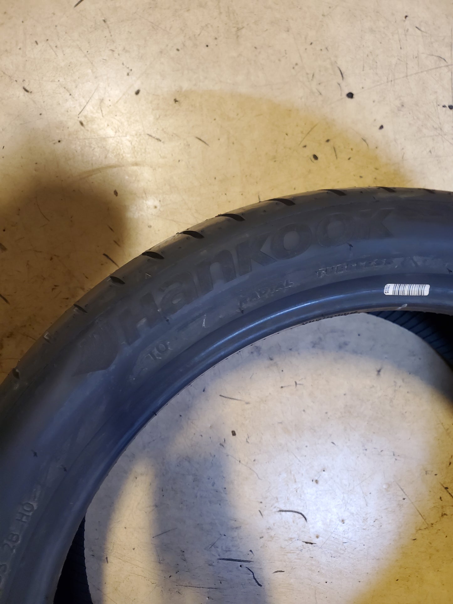 HANKOOK VENTUS S1 EVO3 FOAM BSW P 235 40 19 96W UHP TIRE 1028537