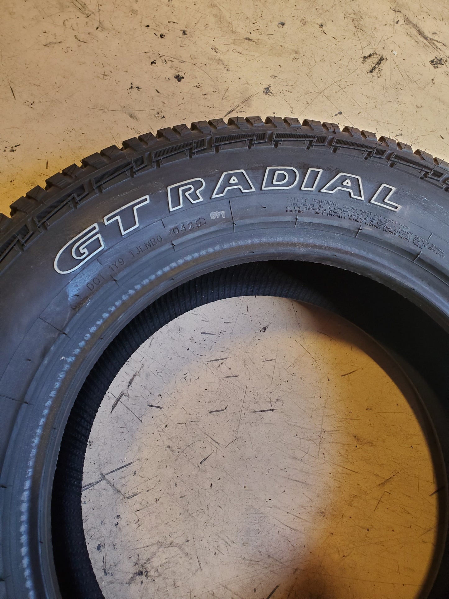 GT RADIAL ADVENTURO AT3 OWL P 245 70 17 108T ALL TERRAIN TIRE AS084