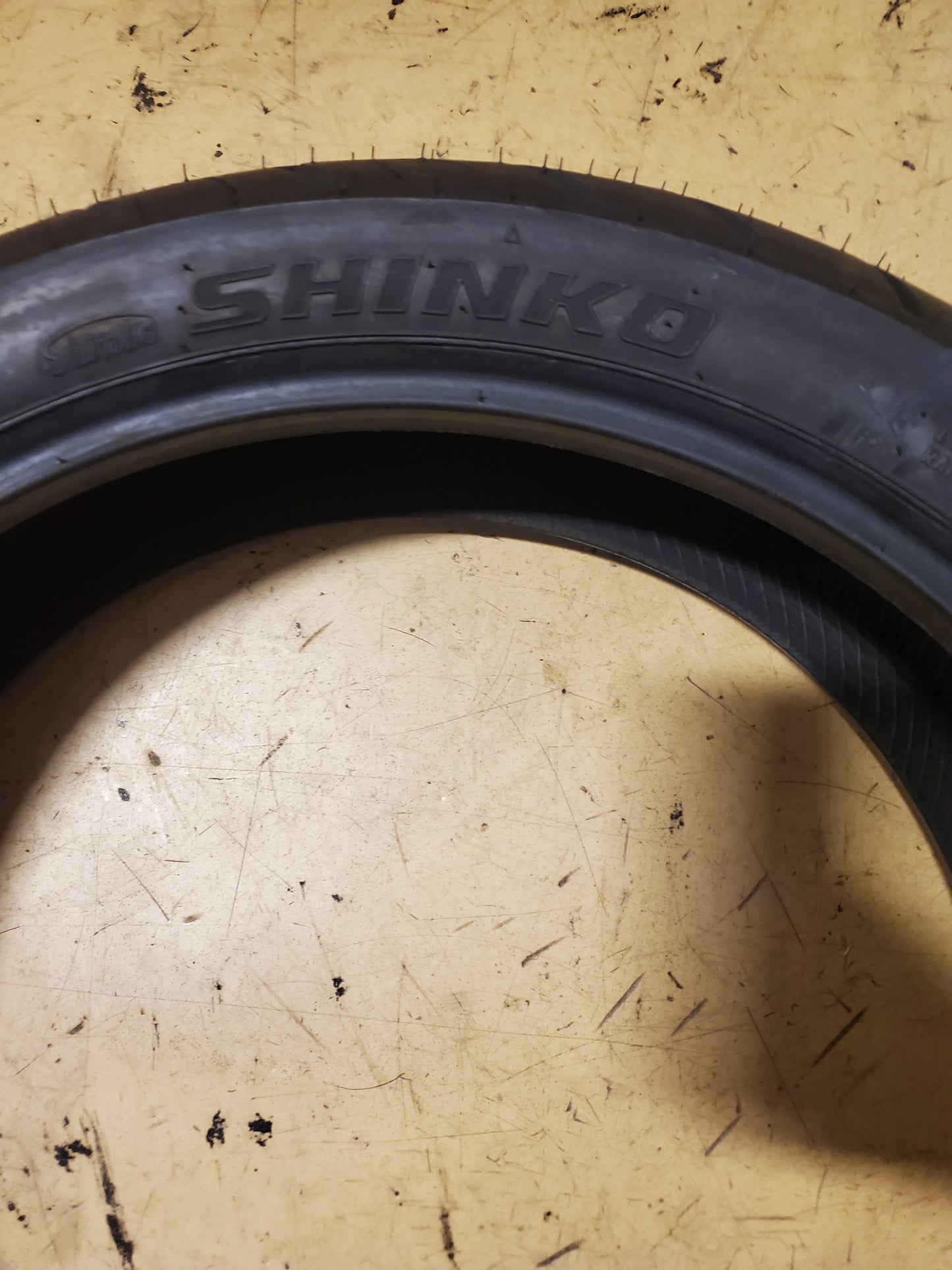 SHINKO SR777 HD BSW 180 55 18 84H REAR MOTORCYCLE TIRE 874608