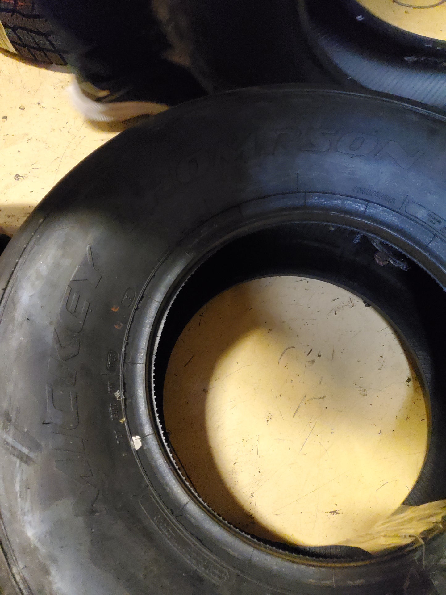MICKEY THOMPSON ET STREET R BSW P 295 65 15 RACING TIRE MTT254478