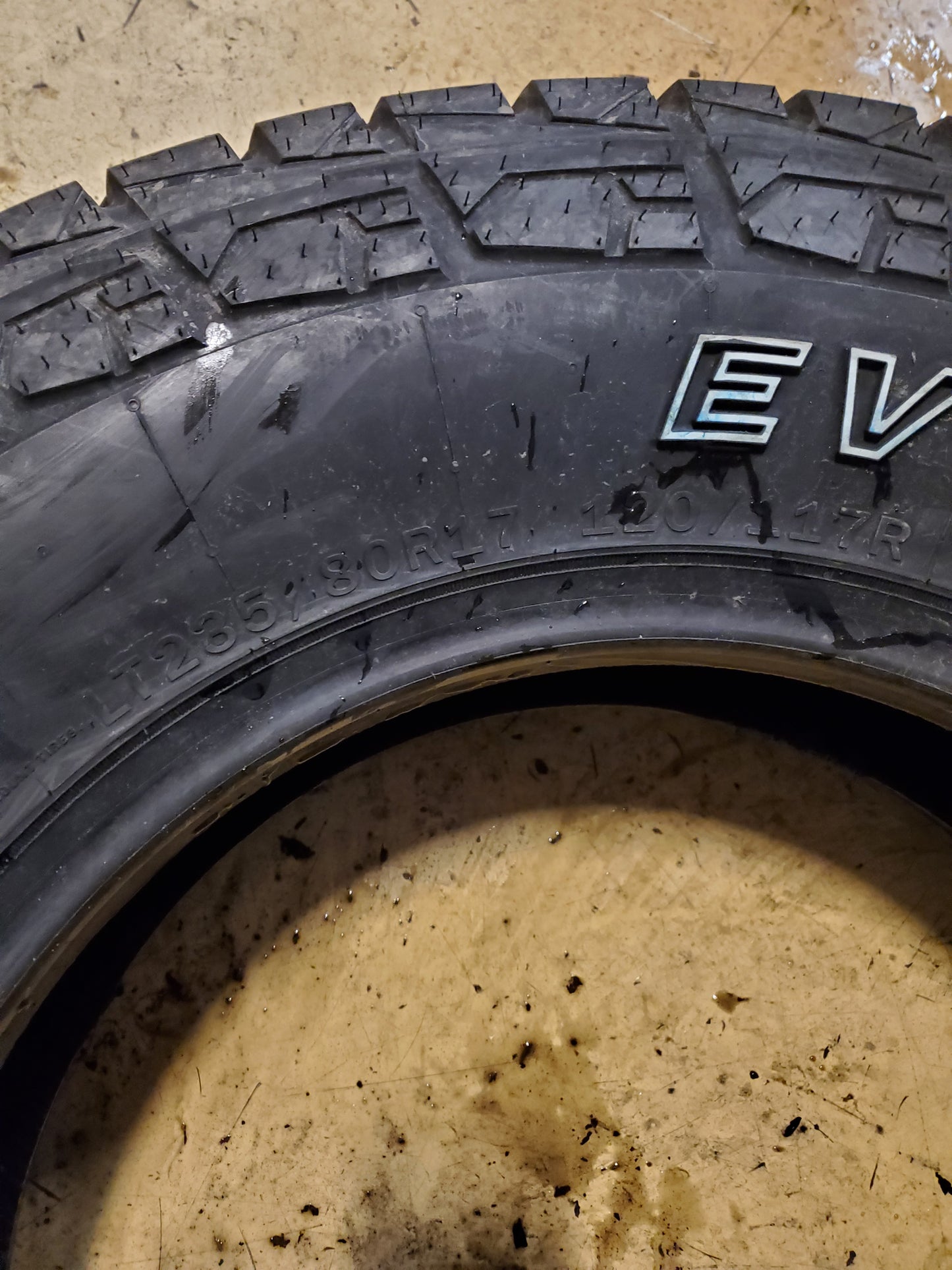 EVOLUXX ROTATOR A/T OWL LT 235 80 17 120/117R 10PLY ALL TERRAIN TIRE 221019960