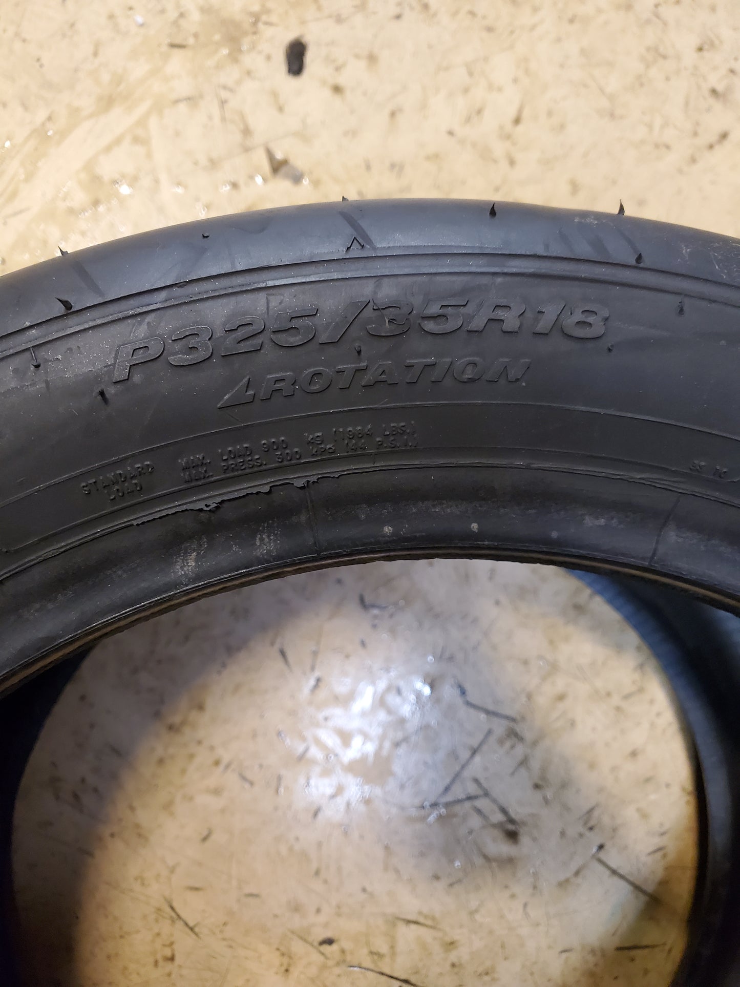 MICKEY THOMPSON ET STREET R BSW P 325 35 18 RACING TIRE 255593
