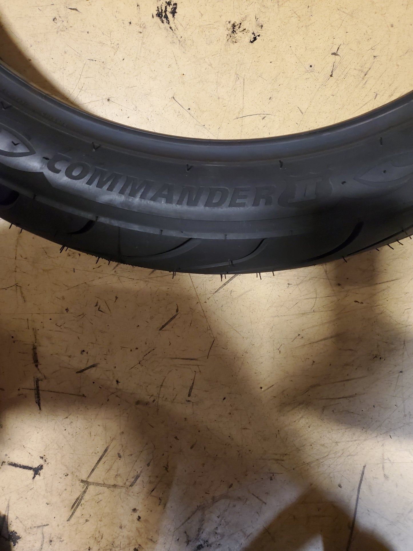 MICHELIN COMMANDER II BSW 100 90 19 57H FRONT MOTORCYCLE TIRE 02690
