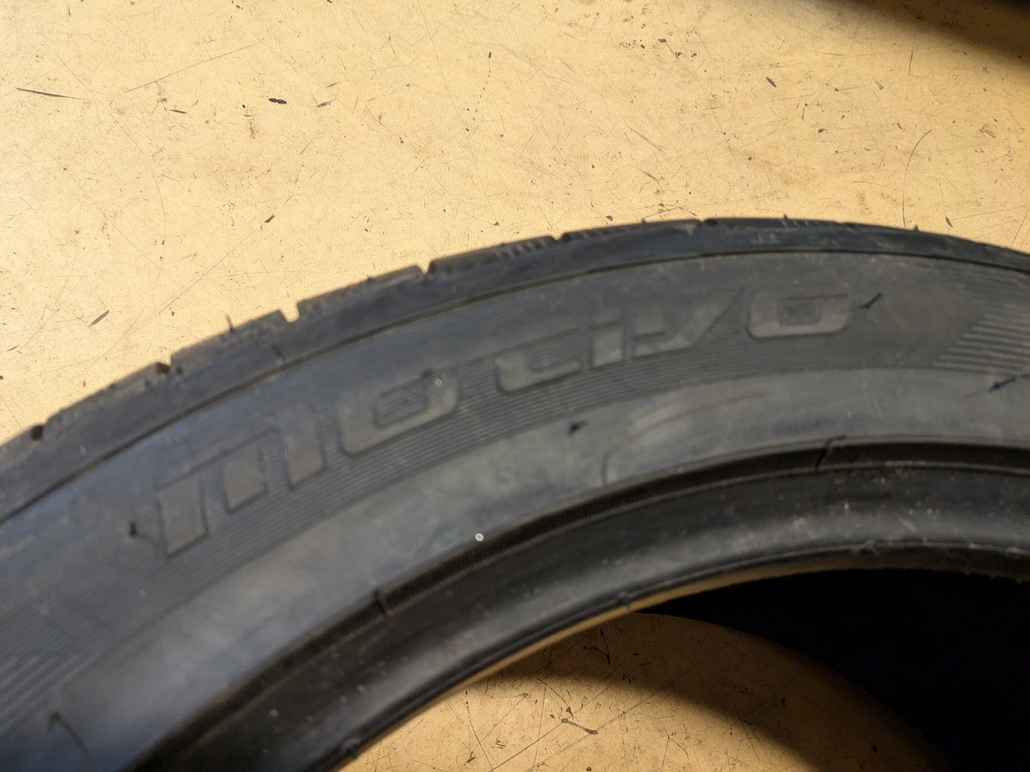 4 NITTO MOTIVO BSW P 275 40 20 106Y UHP TIRE 210470