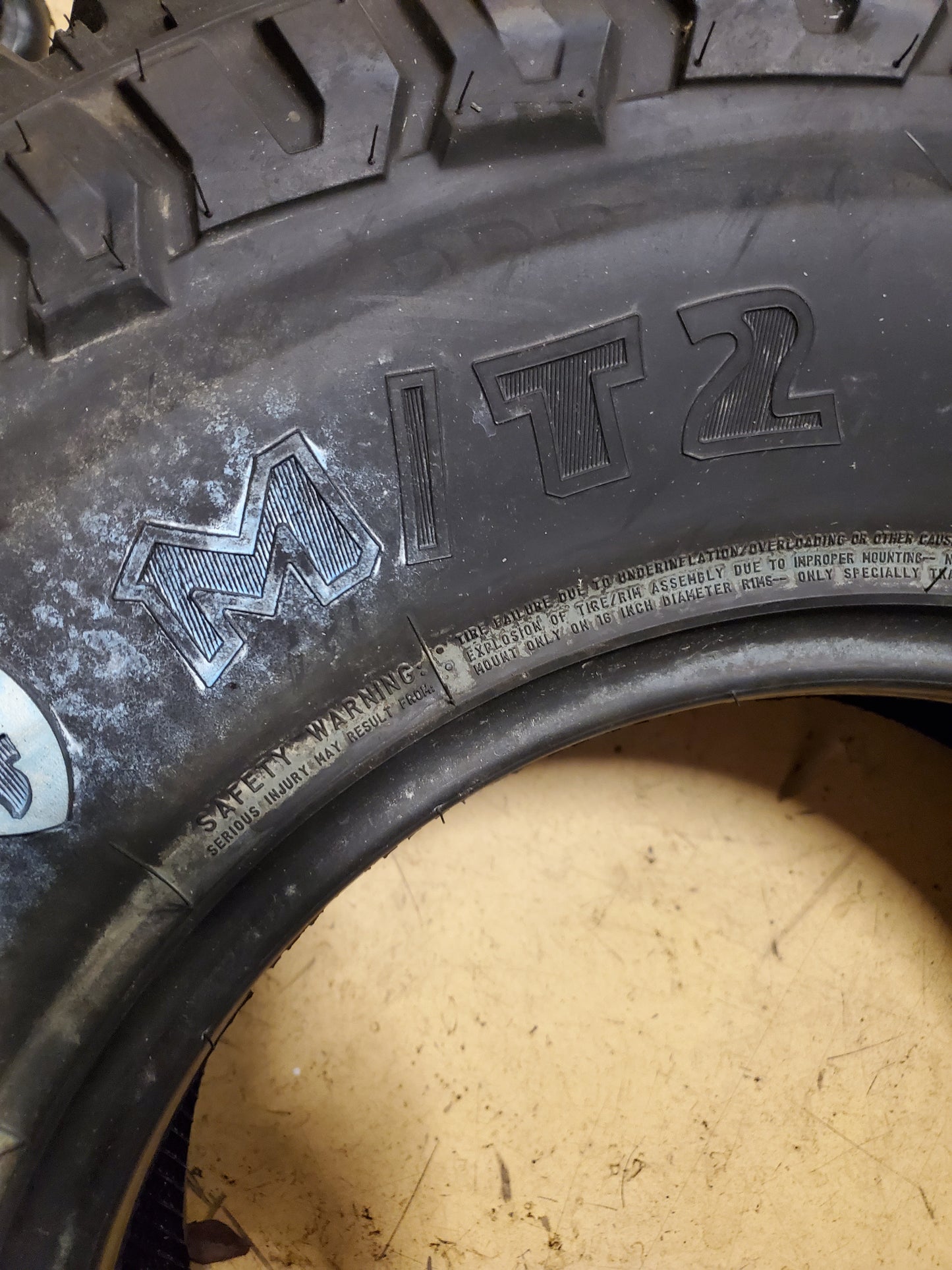 FIRESTONE DESTINATION M/T 2 OWL LT 285 75 16 126/123Q 10PLY MUD TIRE 245621
