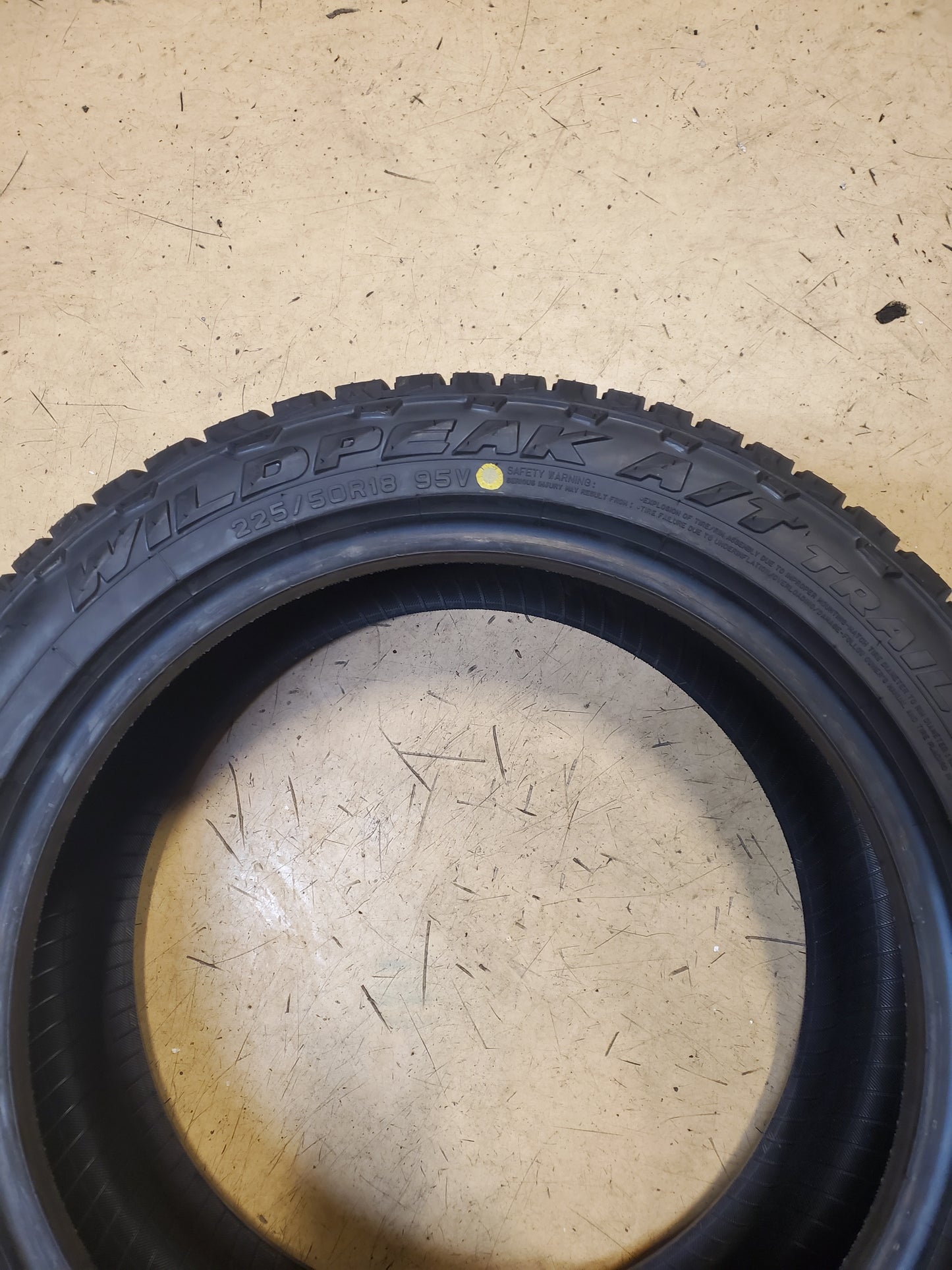 FALKEN WILDPEAK A/T TRAIL BSW P 225 50 18 95V ALL TERRAIN TIRE 28712805