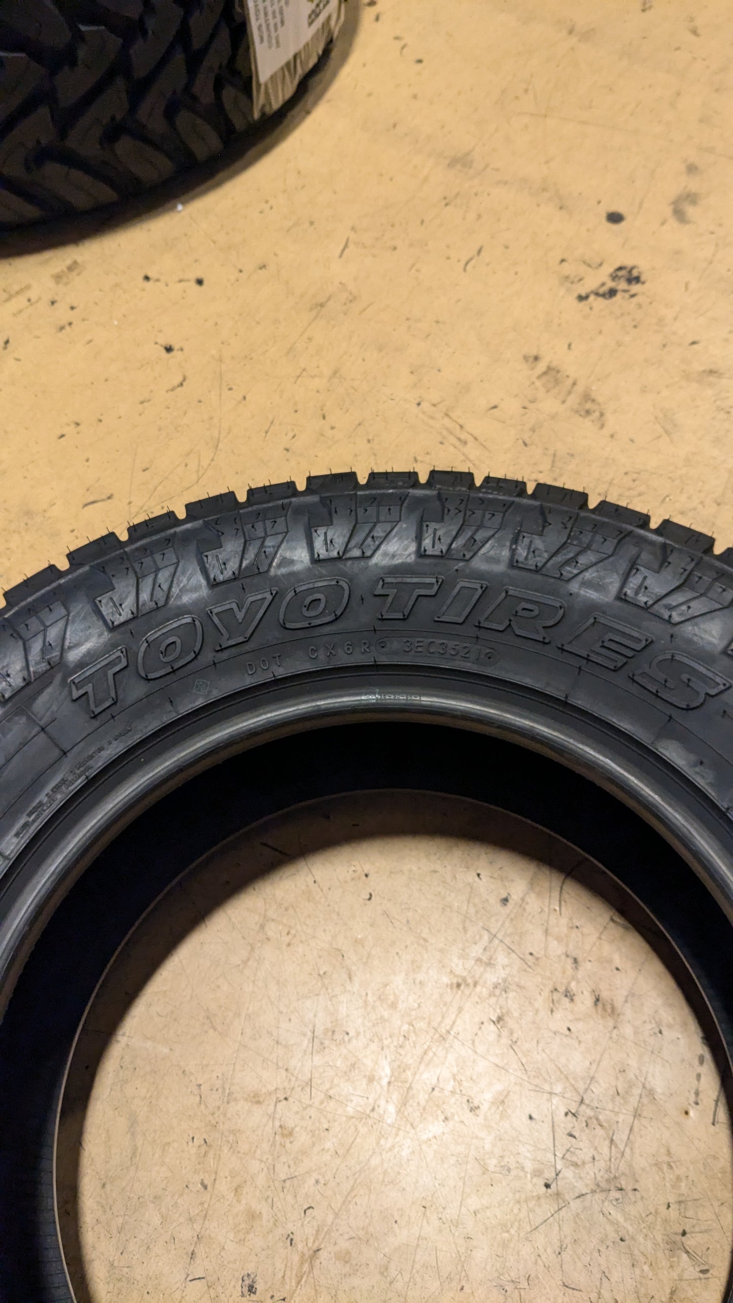 TOYO OPEN COUNTRY A/T 3 BSW P 235 70 16 106T ALL TERRAIN TIRE 356110