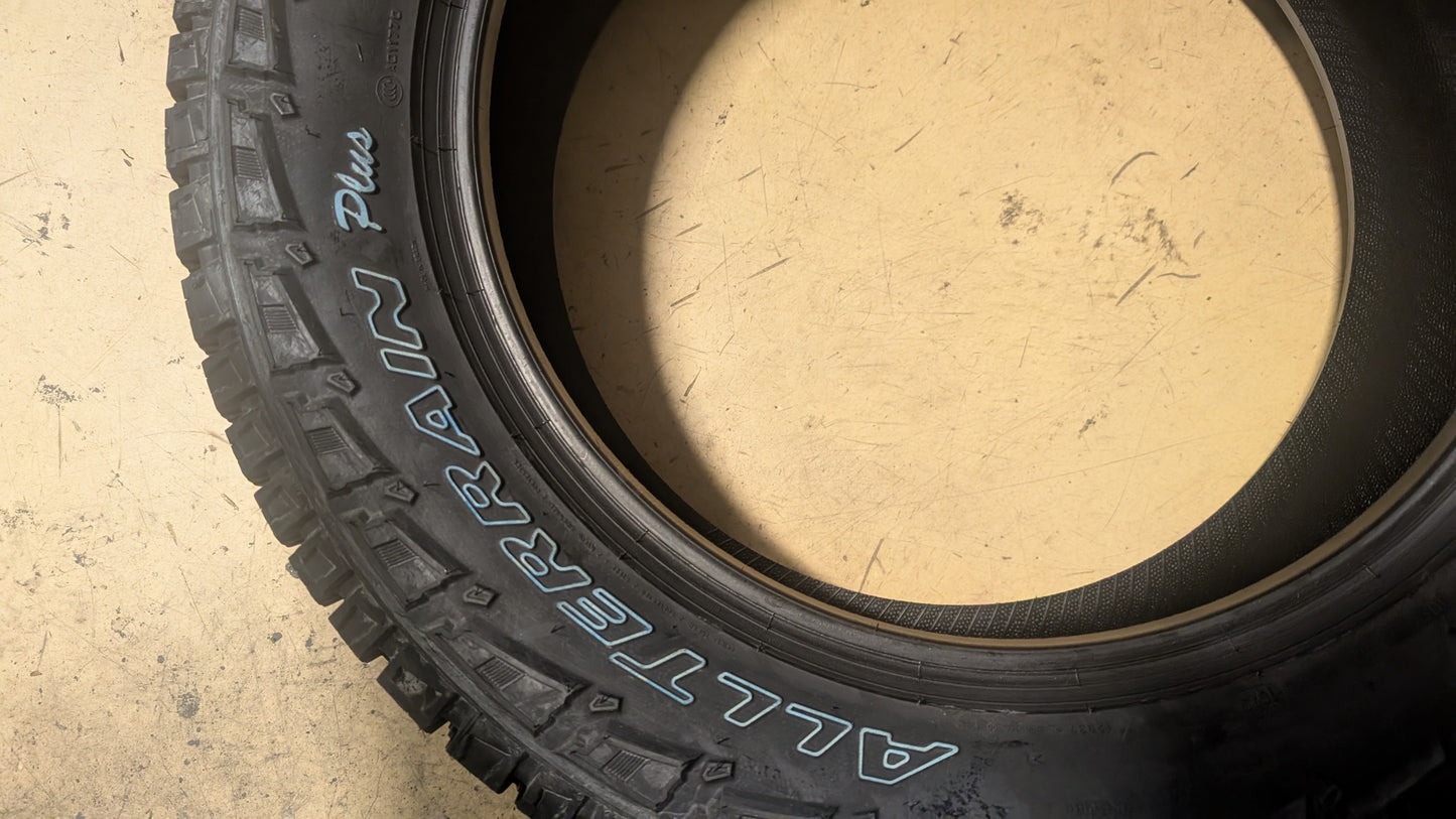 PIRELLI SCORPION ALL TERRAIN PLUS BSW P 275 55 20 113T TIRE 2722900