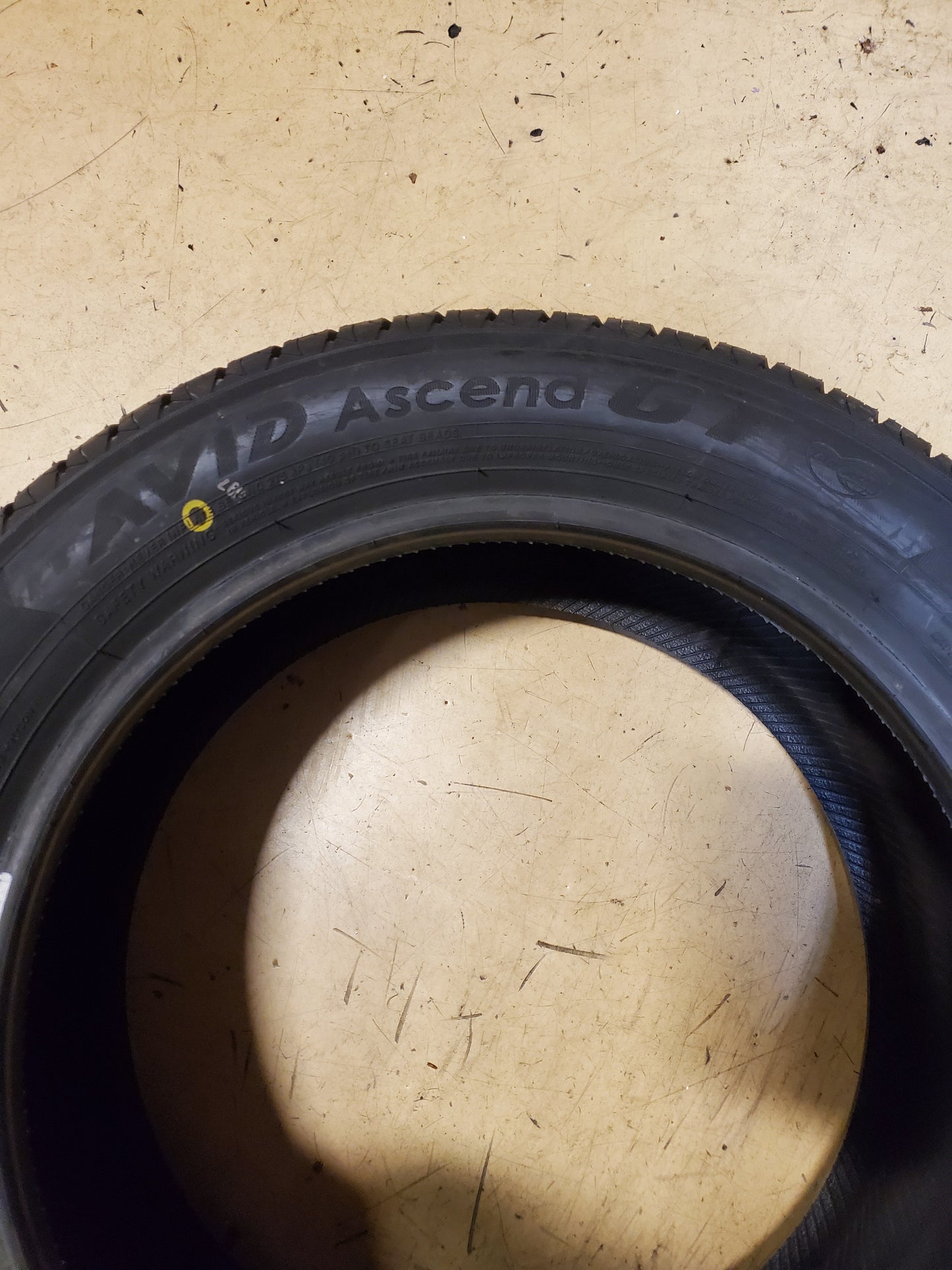 YOKOHAMA AVID ASCEND GT BSW P 185 55 15 82V ALL SEASON TIRE 110132702