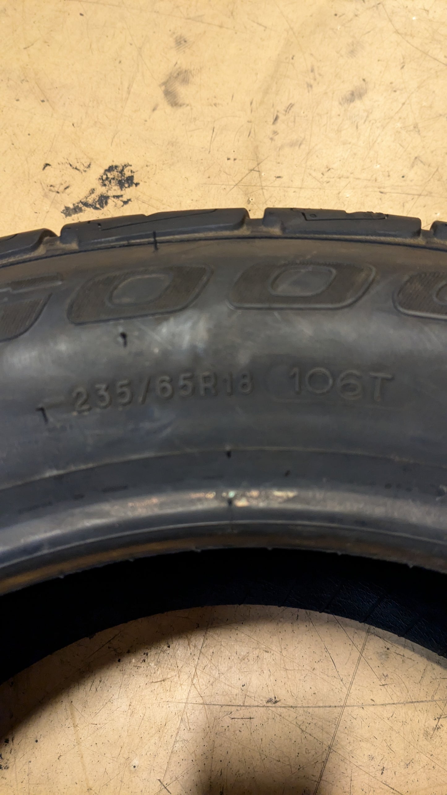NOS BFGOODRICH ADVANTAGE TA SPORT LT BSW P 235 65 18 106T ALL SEASON TIRE 15340