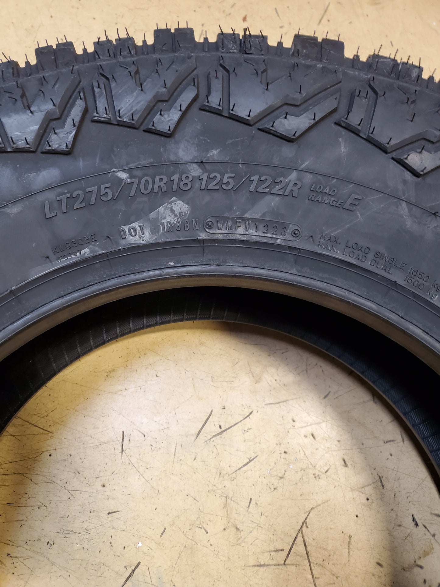 FALKEN WILDPEAK R/T01 LT 275 70 18 125/122R 10PLY RUGGED TERRAIN TIRE 28757431