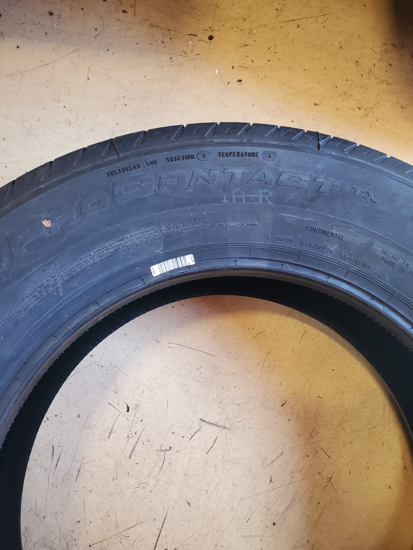 2 USED 8/32" CONTINENTAL PROCONTACT TX BSW P 225 65 17 102H TIRE 03141900000