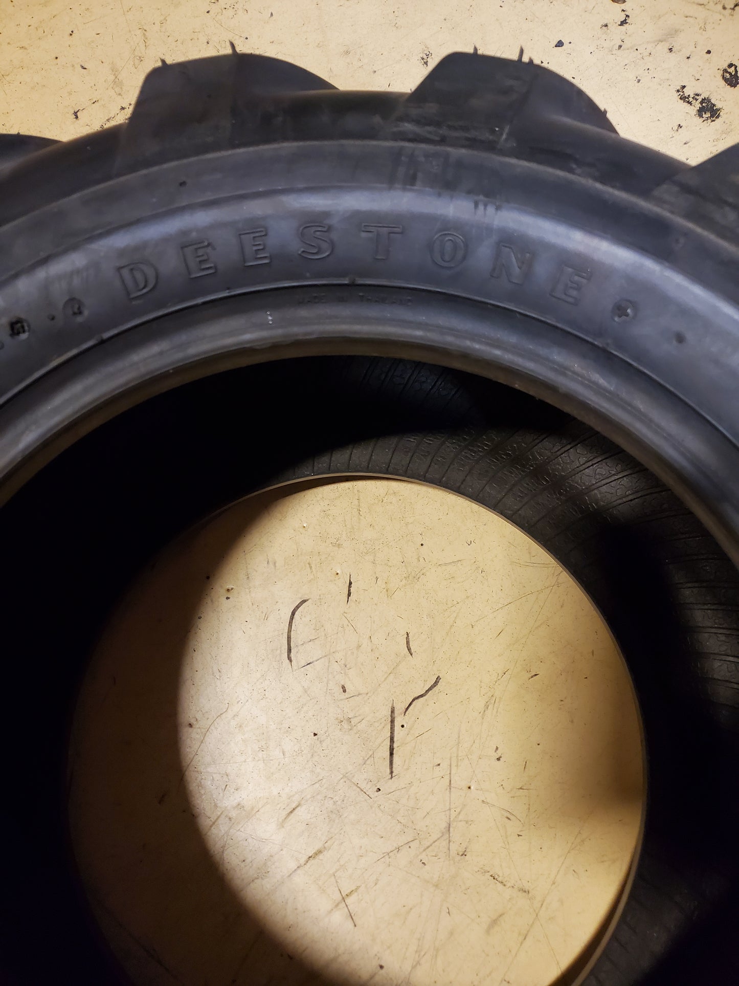 DEESTONE D405 100A3 BSW 23 10.5 12 6PLY FARM TIRE DS5246