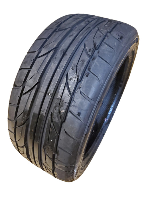 NITTO NT555 G2 BSW P 275 40 19 105W XL UHP TIRE 211090