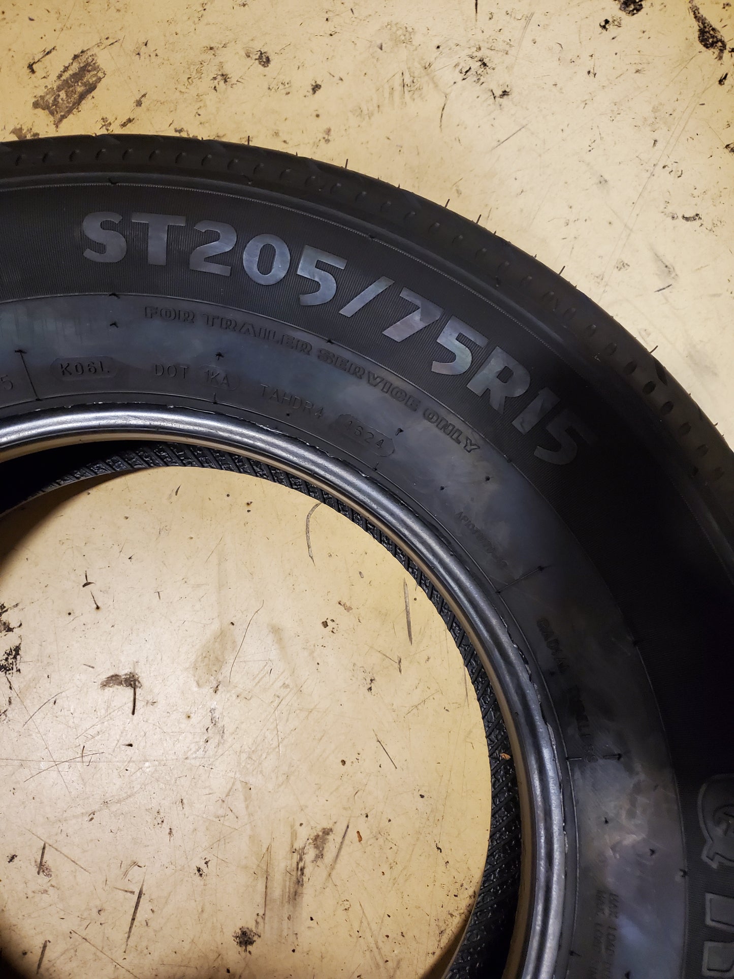 GLADIATOR QR25-TS TRAILER BSW ST 205 75 15 107/102N 8PLY TRAILER TIRE 1943002052