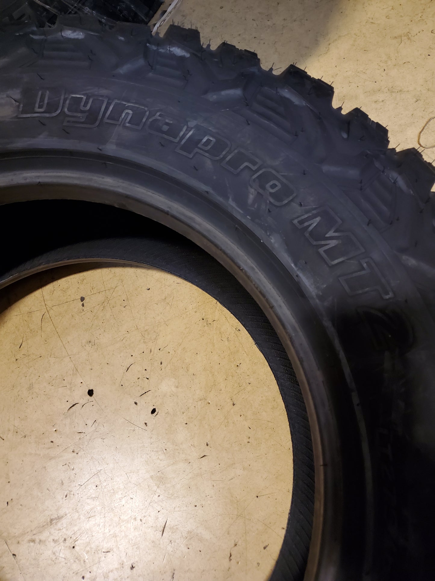 NOS HANKOOK DYNAPRO MT2 RT05 BSW LT 275 65 18 123/120Q 10PLY MUD TIRE 2020806