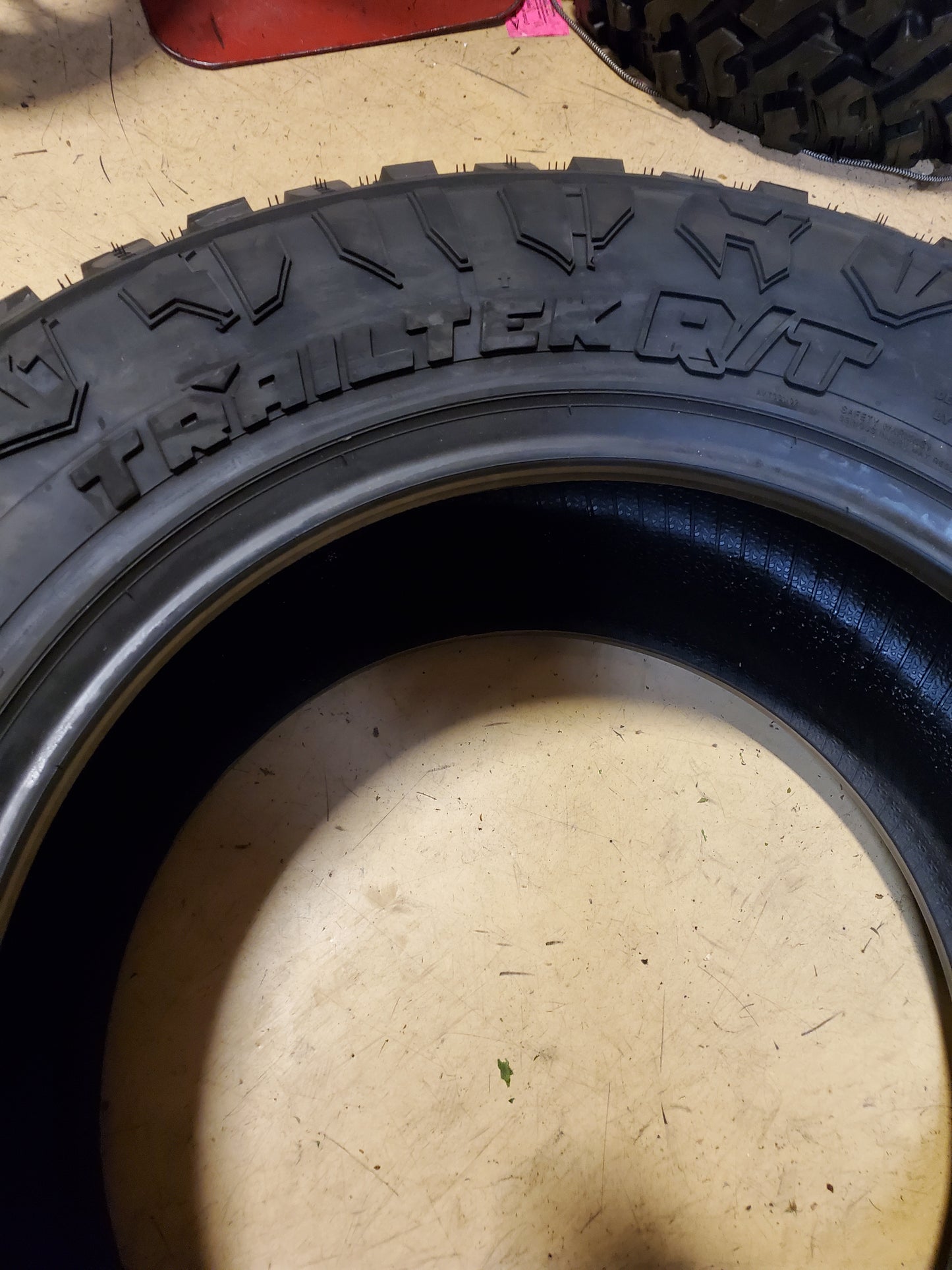 AVIX TRAILTEK R/T BSW LT 35 12.5 20 125Q 12PLY RUGGED TERRAIN TIRE AVX2016001N