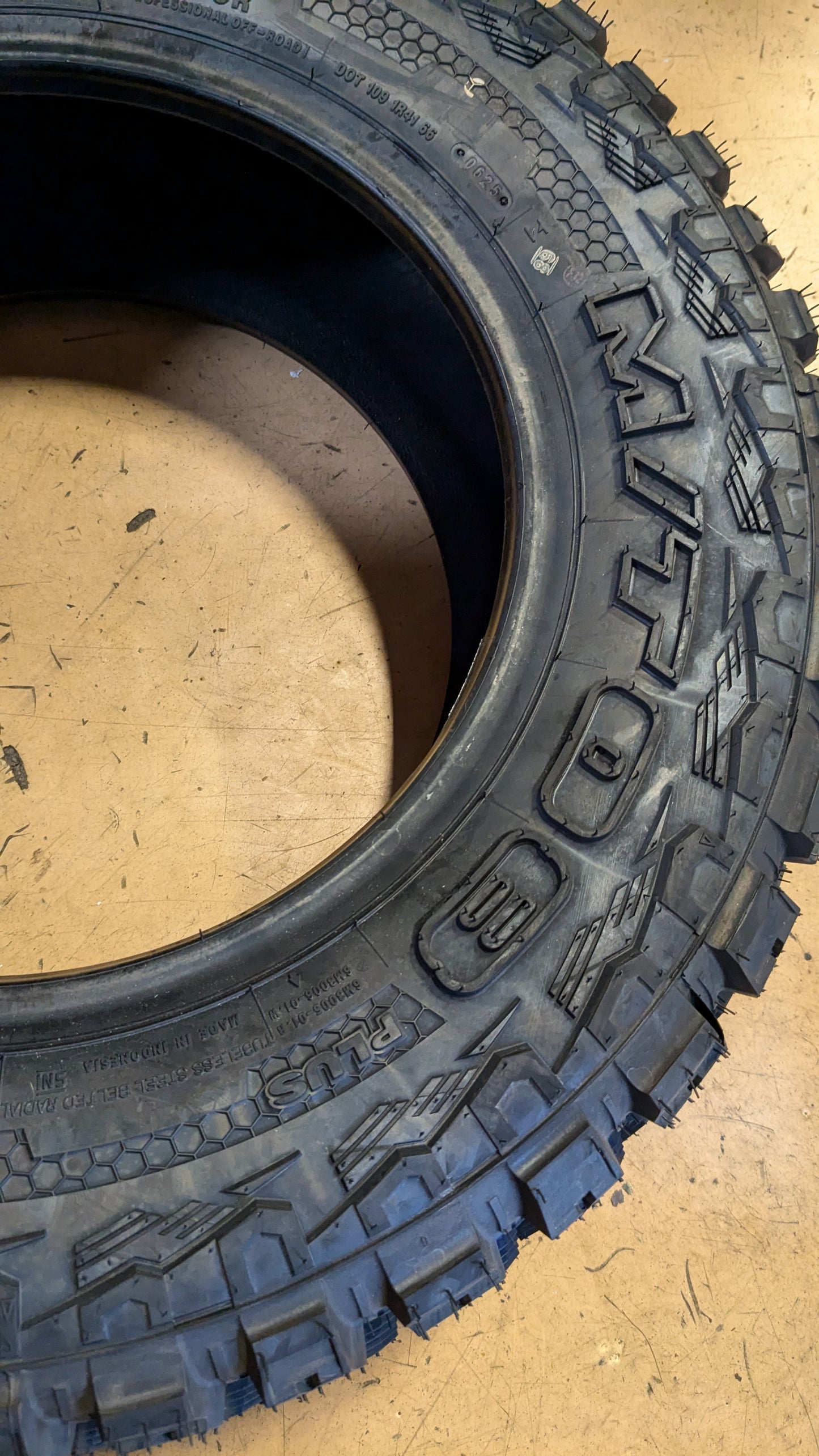 FORCEUM M/T 08 BSW P 235 70 16 104/101Q 6PLY MUD TIRE 1200046768