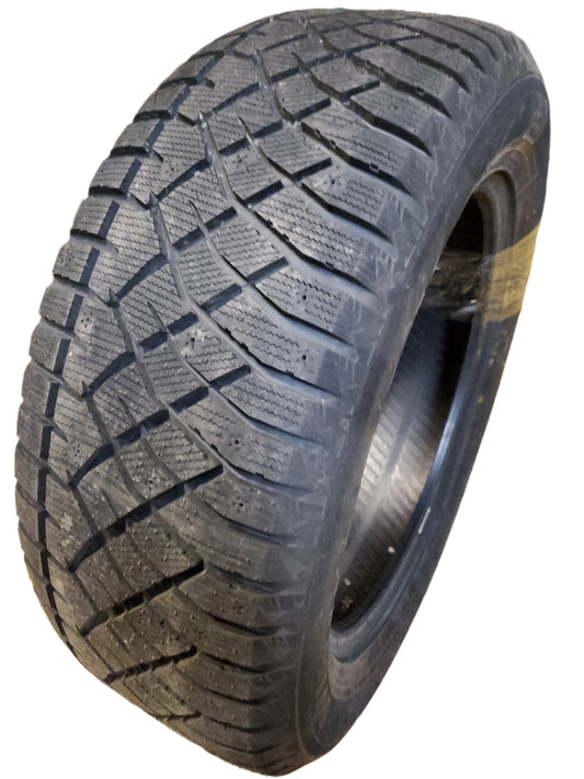 ARCTIC CLAW WINTER WXI BSW P 275 55 20 113T WINTER TIRE ARC45