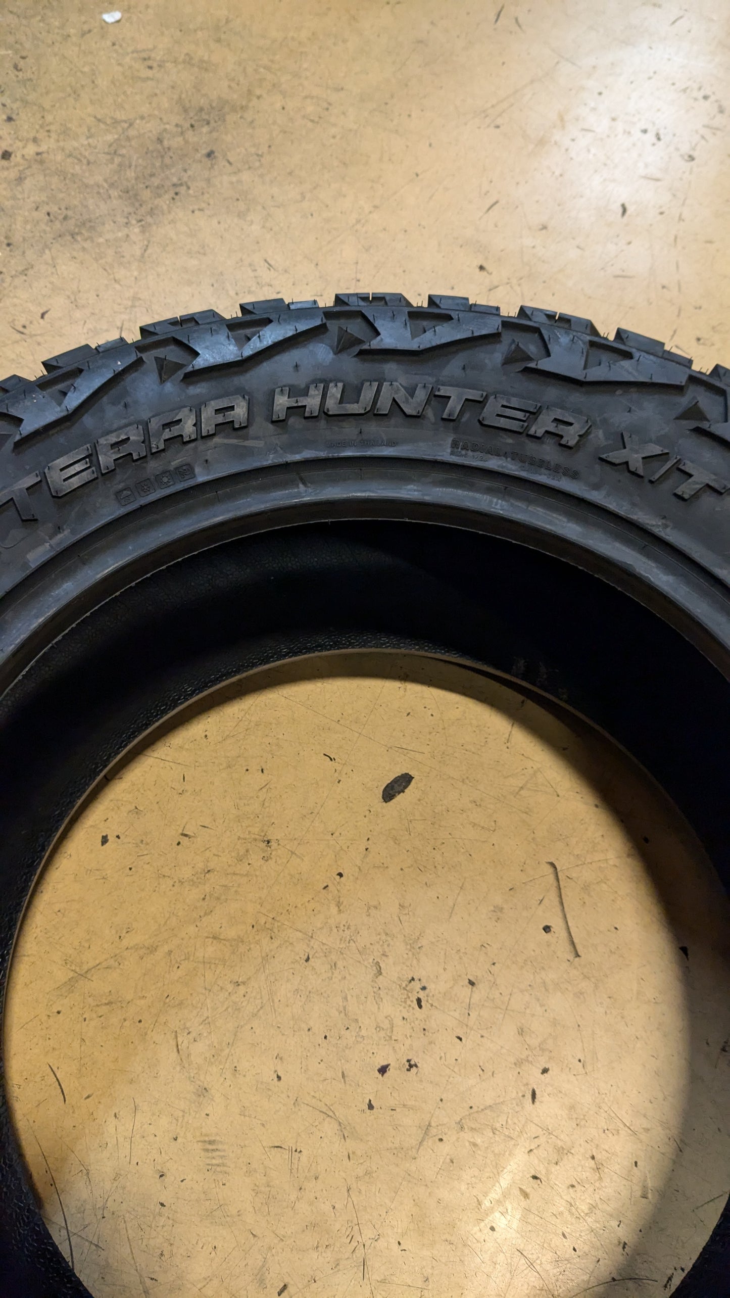 2 VENOM POWER TERRA HUNTER XT BSW LT 305 55 20 121/118Q 10PLY RUGGED TERRAIN TIRE TVPXT41