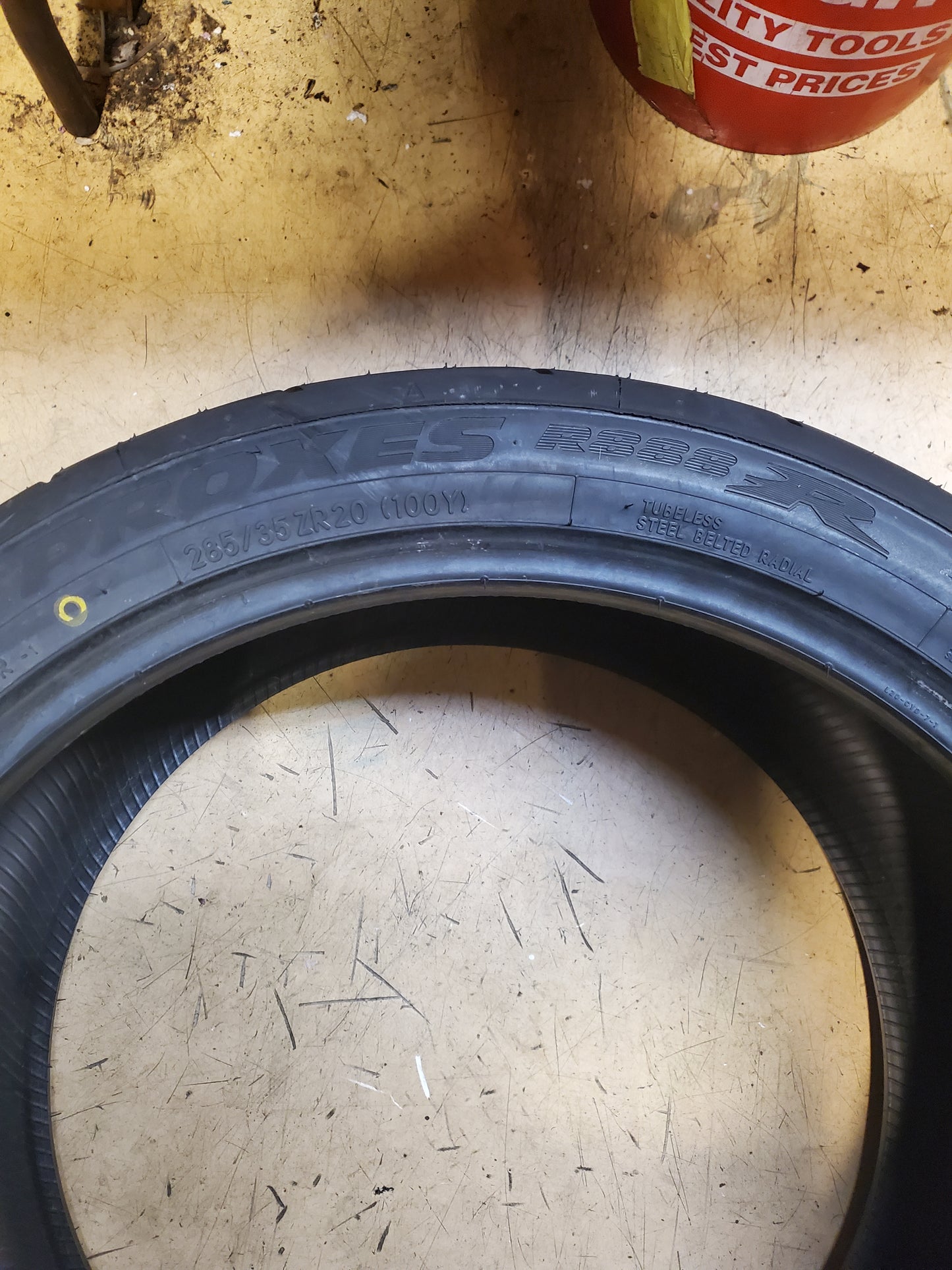 TOYO PROXES R888R BSW P 285 35 20 100Y TRACK COMPETITION TIRE 104150