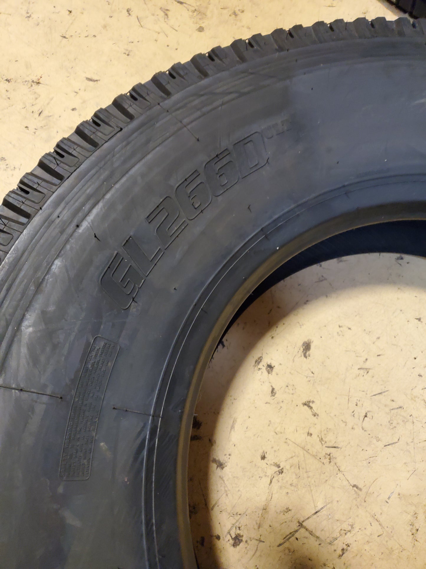 (KSL ONLY) ADVANCE GL266DULT BSW 11 22.5 146/143M 16PLY COMMERCIAL TIRE V86005G