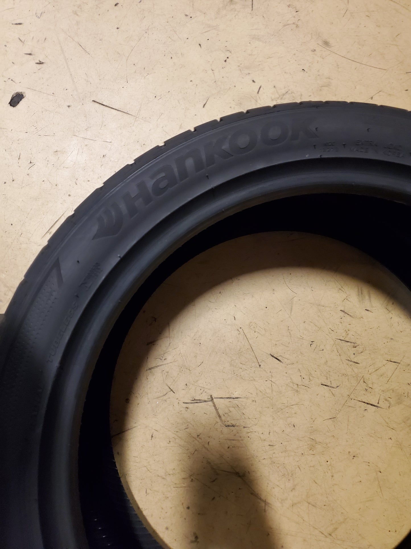 HANKOOK VENTUS V12 EVO2 K120 BSW P 245 40 18 97Y XL UHP TIRE 1015418