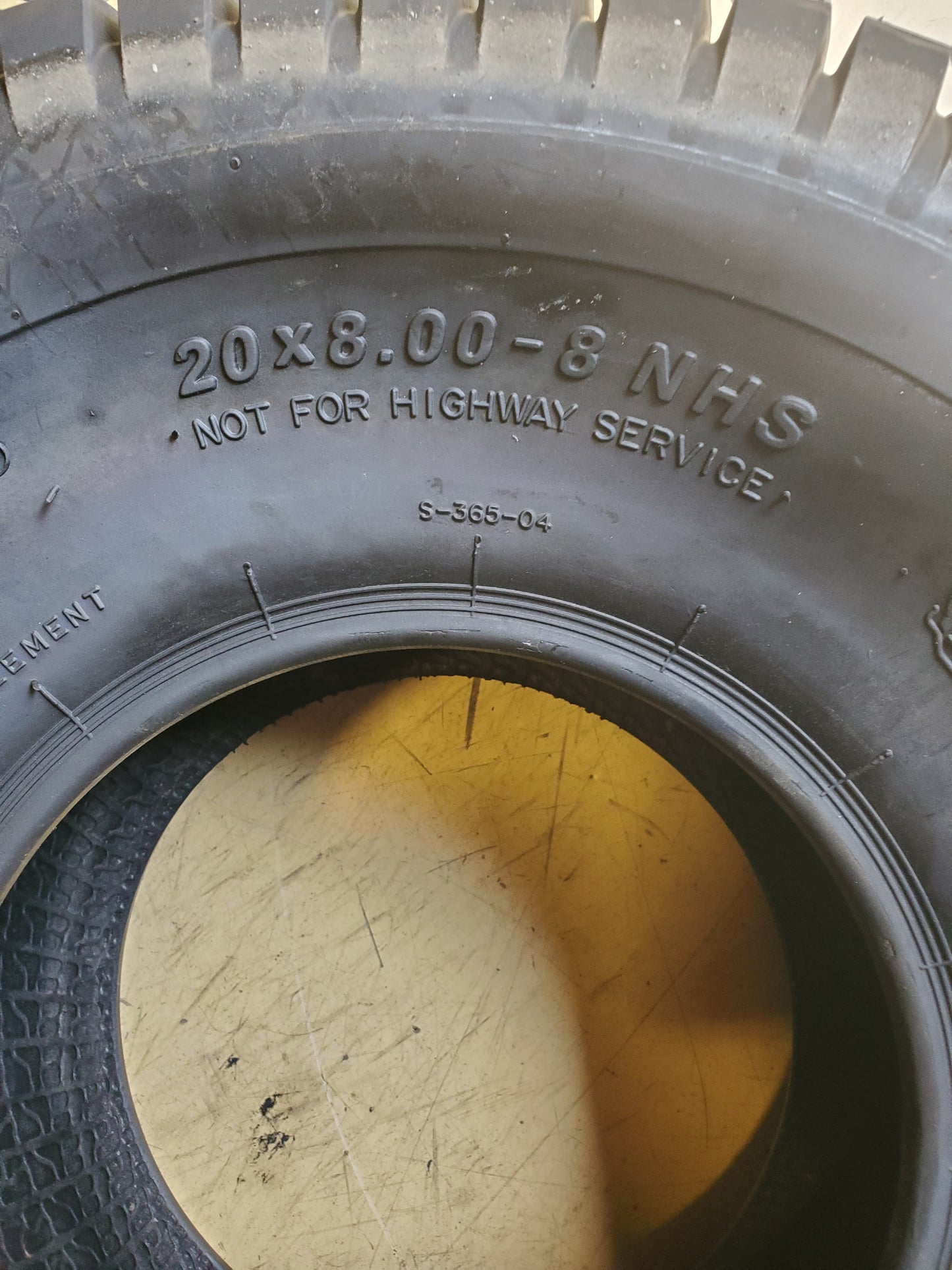 TRANSMASTER S365 BSW 20 8 8 4PLY LAWN TIRE TIR3445D