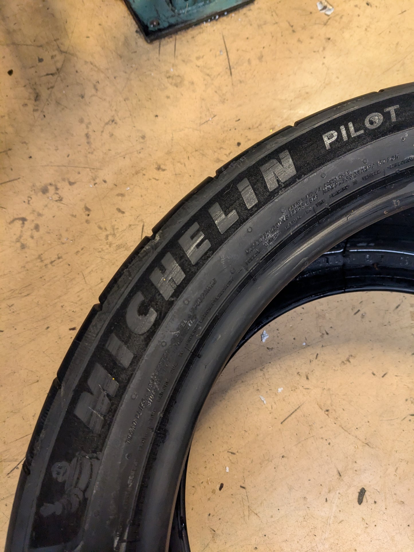 MICHELIN PILOT SPORT CUP 2 (NO) PORSCHE P 335 30 20 108Y XL SPORT TIRES 01589