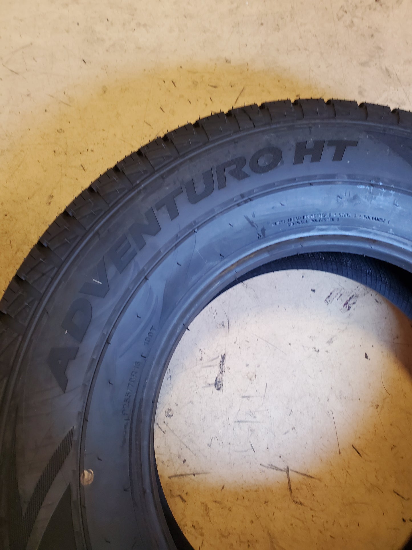 GT RADIAL ADVENTURO HT BSW P 255 70 16 109T HIGHWAY TIRE 100UA3627