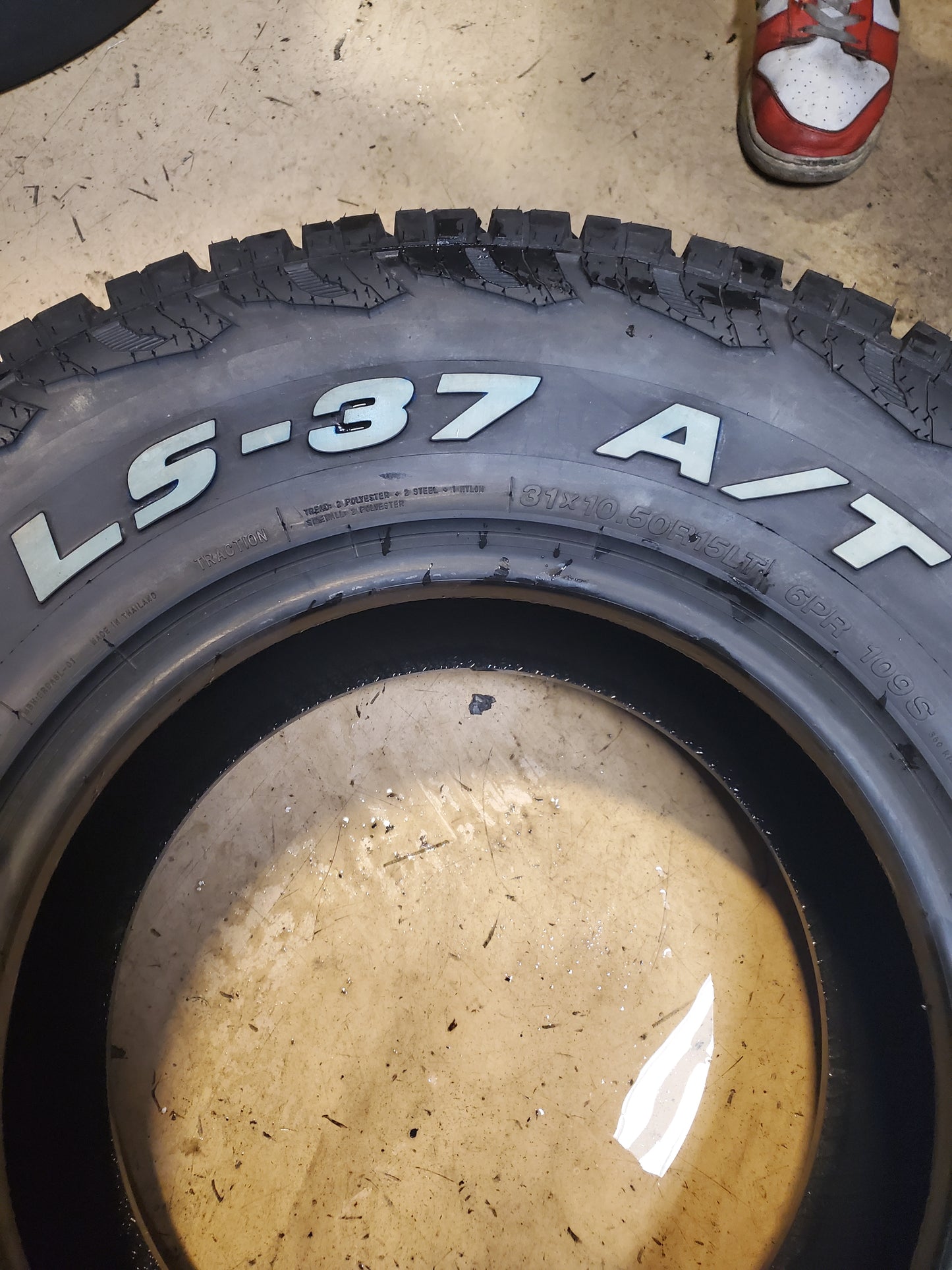 LANCASTER LS-37 A/T RWL LT 31 10.5 15 109S 6PLY ALL TERRAIN TIRE LC1144