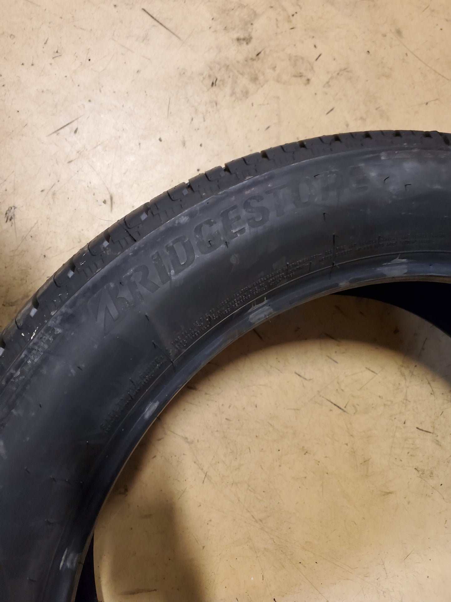 2 BRIDGESTONE ALENZA A/S 02 BSW P 275 50 22 111H ALL SEASON TIRE 008922