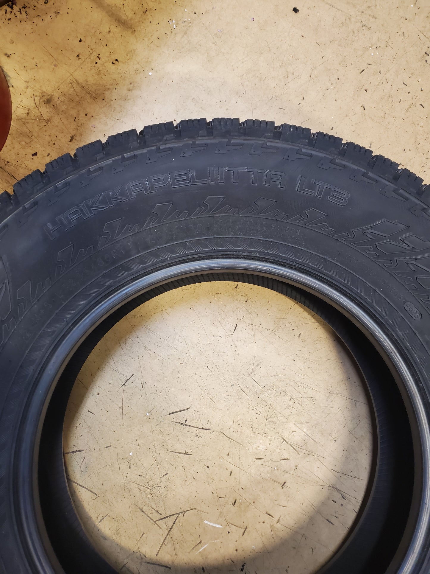 NOKIAN HAKKAPELIITTA LT3 STUDDED LT 235 80 17 120/117Q 10PLY WINTER TIRE TS32393