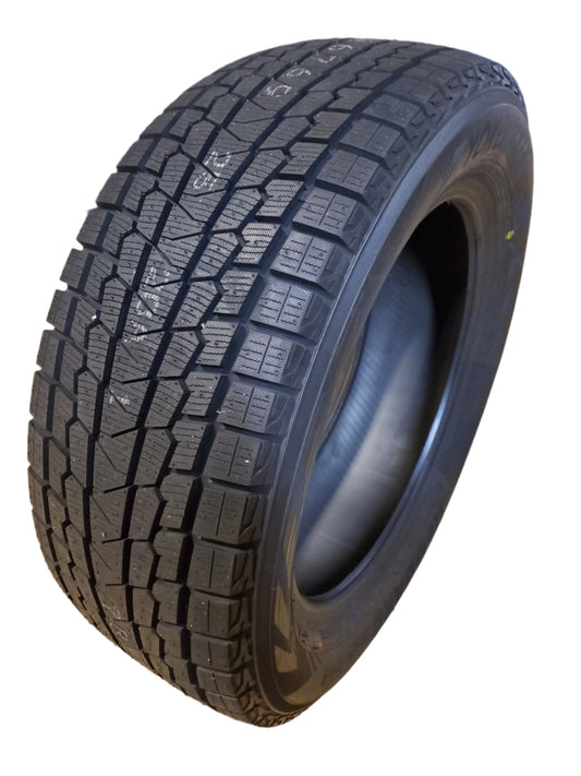 YOKOHAMA ICE GUARD STUDLESS IG53 BSW P 225 55 17 97H WINTER TIRE 110115339