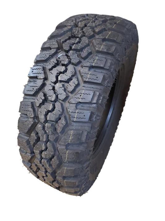 KANATI TRAIL HOG A/T-4 BSW LT 305 70 18 126/123Q 10PLY ALL TERRAIN TIRE LTG1830570